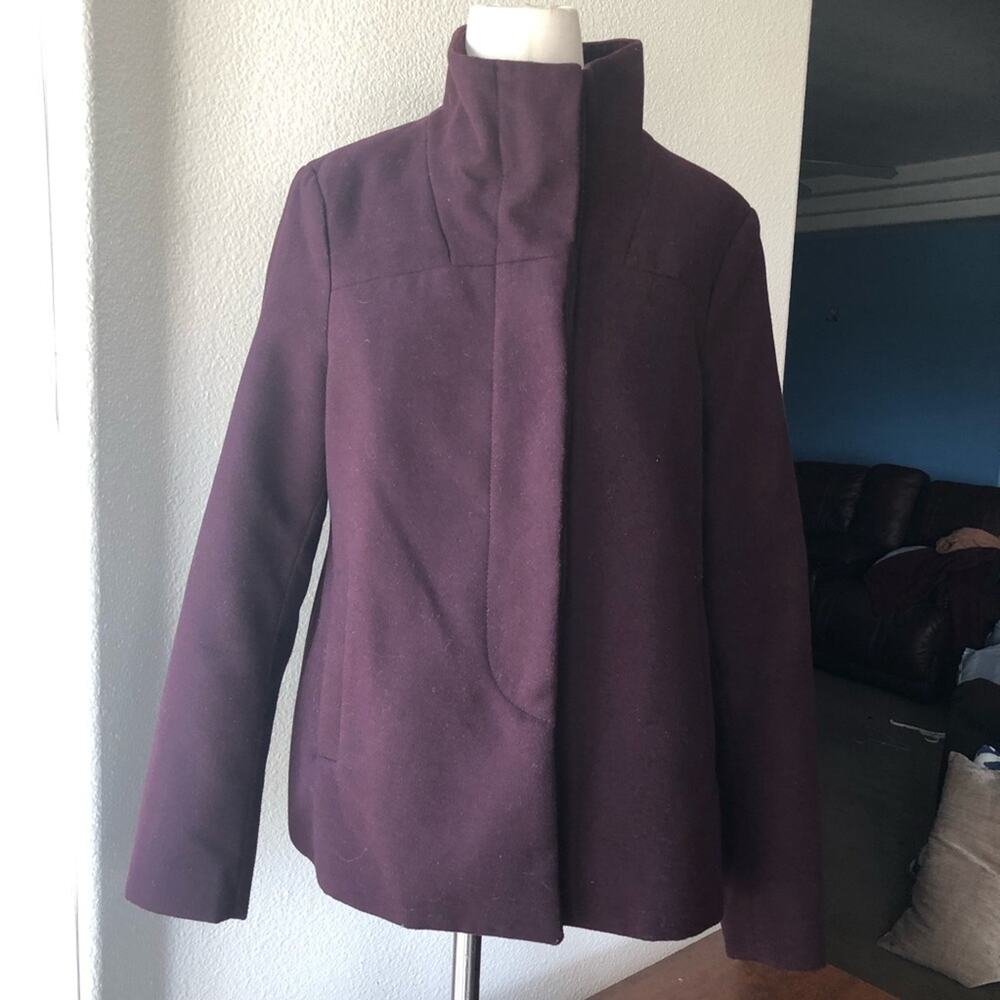 Old Navy jacket mock neck semi cropped zip up winter fall  purple maroon size S